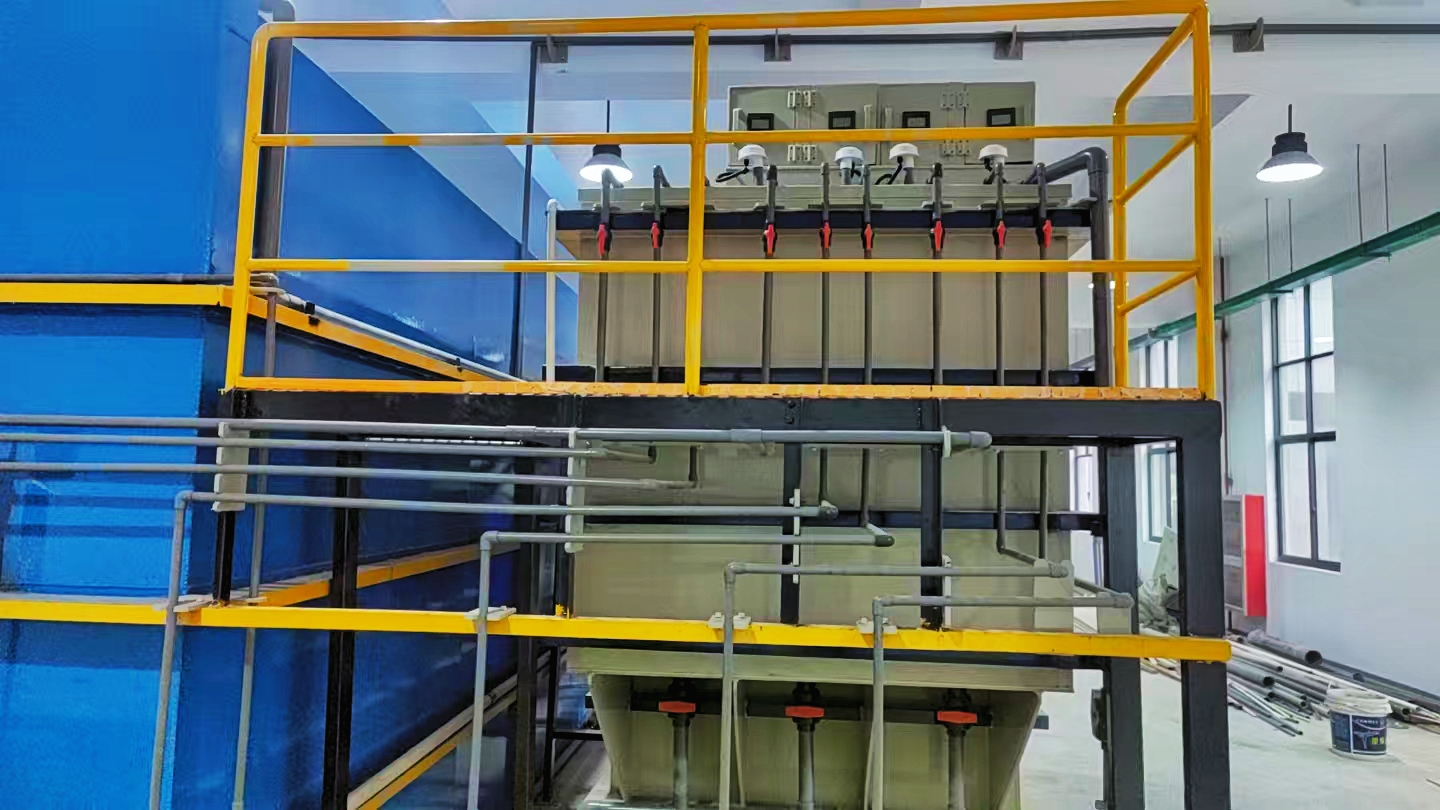 小型污水处理一体化设备安装需要注意的事项(图2) 小型污水处理一体化设备安装需要注意的事项(图2)